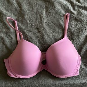 Victoria’s Secret PINK push up bra